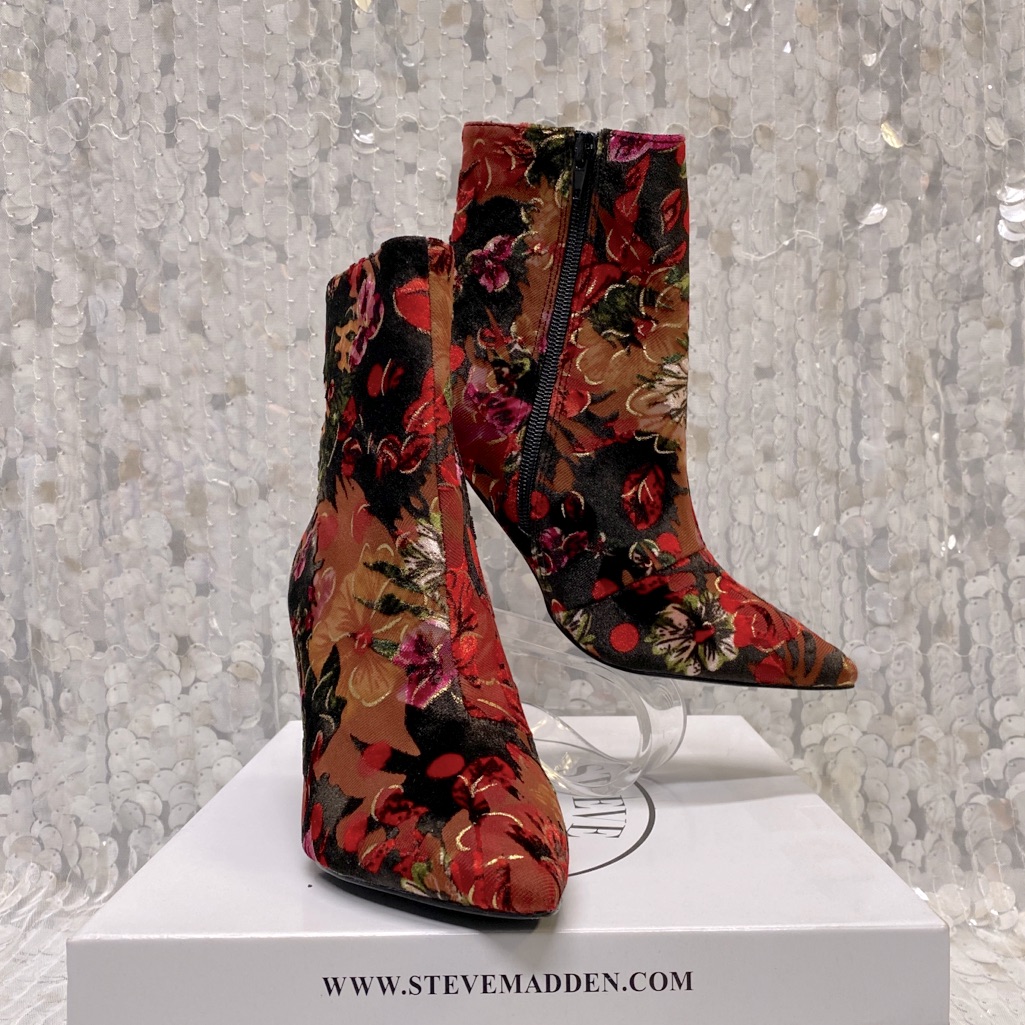 Steve Madden “Lethal”
